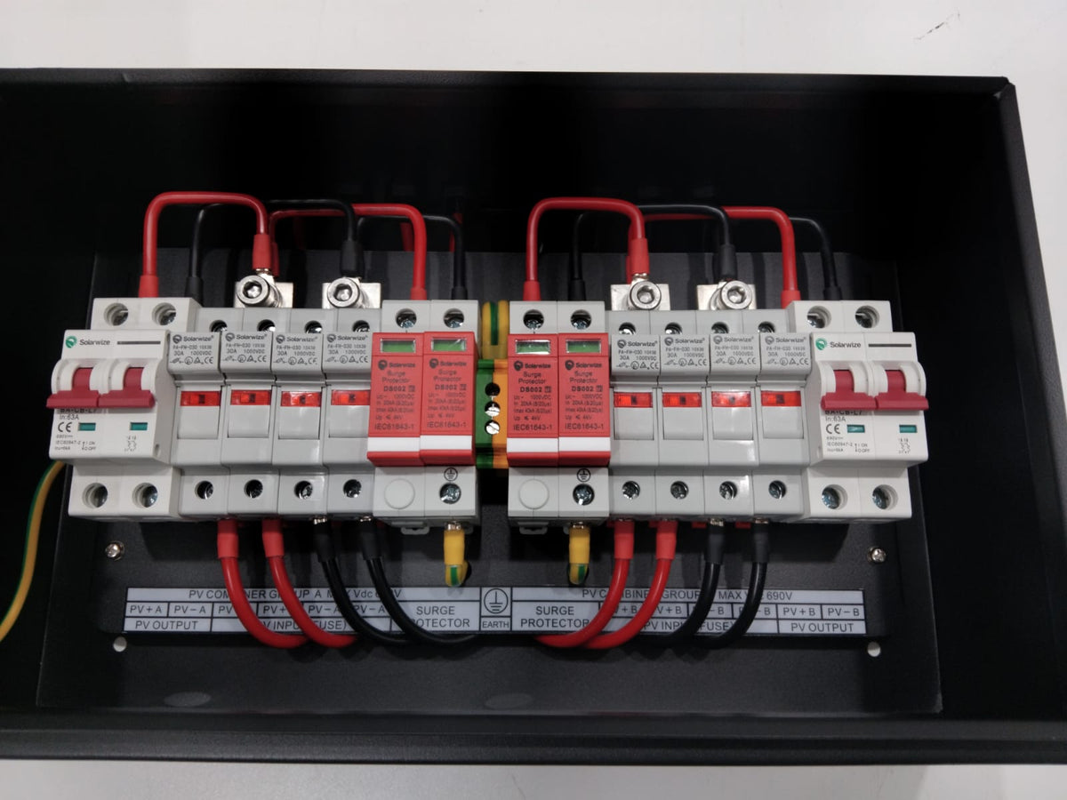 Solarwize 4in-2out PV Solar Metal Combiner Box