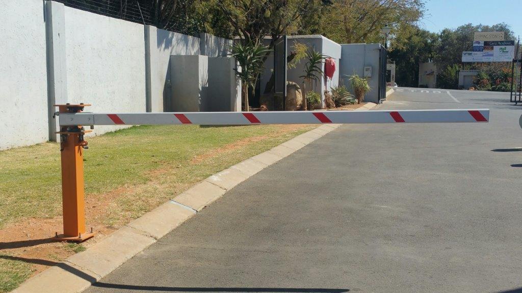 BoomGate 4.5m Manual Horizontal Swing Traffic Boom Barrier Gate