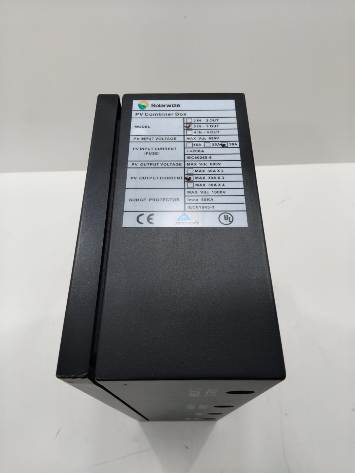 Solarwize 3in-3out PV Solar Metal Combiner Box