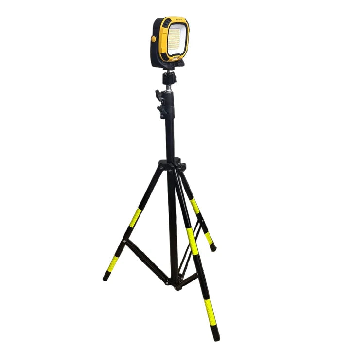 Zartek ZA-843-T 4000L USB Rechargeable LED Worklight with Tripod